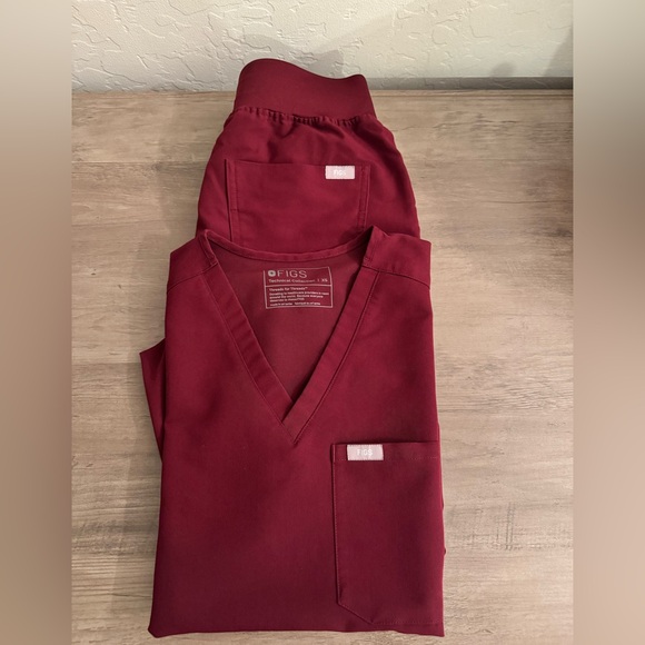 Figs Other - Figs Burgundy Scrub Set